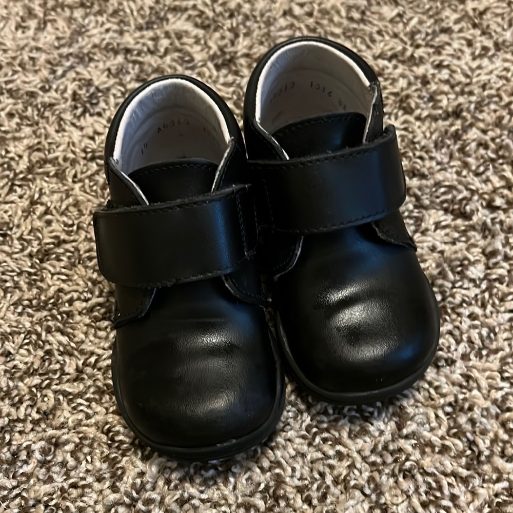 Black Early Walking shoes